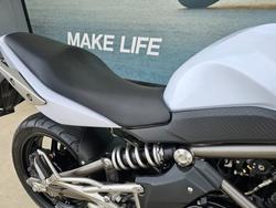2009 Kawasaki ER-6n White