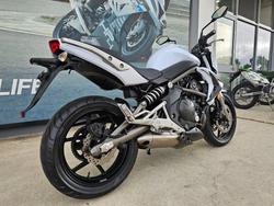2009 Kawasaki ER-6n White