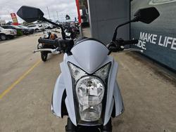 2009 Kawasaki ER-6n White