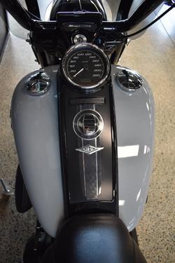 2024 HARLEY-DAVIDSON FLHRXS ROAD KING SPECIAL