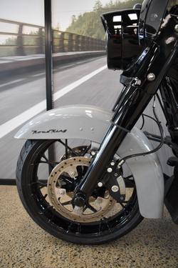 2024 HARLEY-DAVIDSON FLHRXS ROAD KING SPECIAL