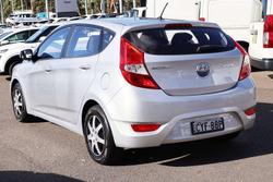 2014 Hyundai Accent Active