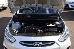 2014 Hyundai Accent Active