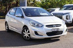 2014 Hyundai Accent Active