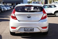 2014 Hyundai Accent Active