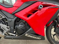 2016 Kawasaki NINJA 300 ABS RED
