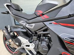 2023 CFMOTO 450 SR ABS Black