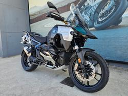 2025 BMW Motorrad R 1300 GS ADVENTURE OPTION 719 Green