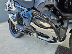 2025 BMW Motorrad R 1300 GS ADVENTURE OPTION 719 Green
