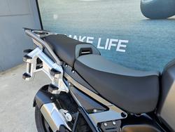 2025 BMW Motorrad R 1300 GS ADVENTURE OPTION 719 Green