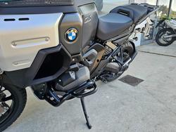 2025 BMW Motorrad R 1300 GS ADVENTURE OPTION 719 Green
