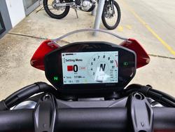 2022 DUCATI MONSTER Red