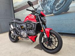 2022 DUCATI MONSTER Red