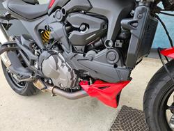 2022 DUCATI MONSTER Red