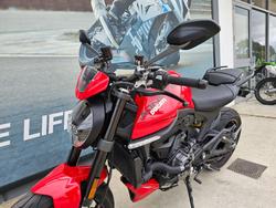 2022 DUCATI MONSTER Red