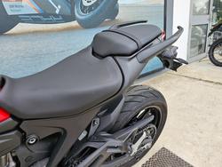 2022 DUCATI MONSTER Red