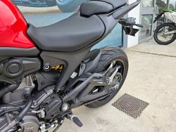 2022 DUCATI MONSTER Red