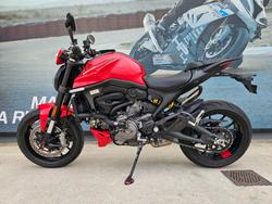 2022 DUCATI MONSTER Red