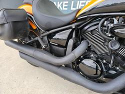 2022 Kawasaki VULCAN 900 (VN900) CLASSIC Orange