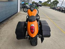 2022 Kawasaki VULCAN 900 (VN900) CLASSIC Orange