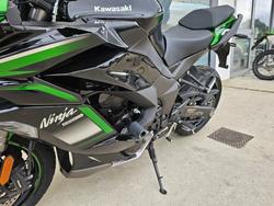 2021 Kawasaki NINJA 1000SX Black