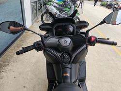 2025 Yamaha XMAX 300 (CZD300A) Orange