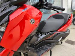 2025 Yamaha XMAX 300 (CZD300A) Orange