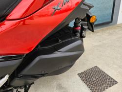 2025 Yamaha XMAX 300 (CZD300A) Orange
