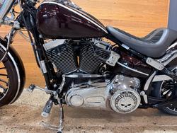 2017 HARLEY-DAVIDSON FXSB SOFTAIL BREAKOUT
