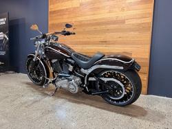 2017 HARLEY-DAVIDSON FXSB SOFTAIL BREAKOUT