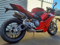 2026 Ducati Panigale V2 S Panigale Red