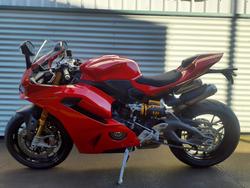 2026 Ducati Panigale V2 S Panigale Red