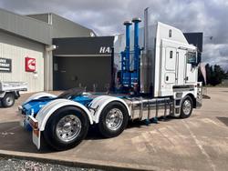 2018 Kenworth K200 White