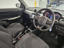 2019 Suzuki Swift GL Navigator