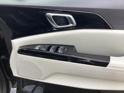 2023 Kia Carnival Special Edition