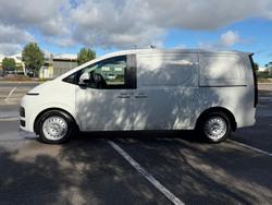 2026 Hyundai STARIA LOAD
