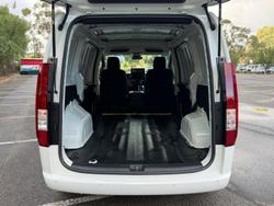 2026 Hyundai STARIA LOAD