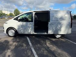 2026 Hyundai STARIA LOAD