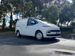 2026 Hyundai STARIA LOAD