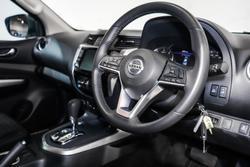 2021 Nissan Navara ST