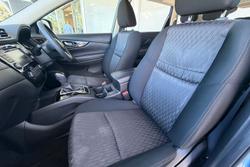 2022 Nissan X-TRAIL ST