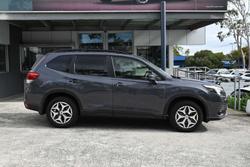 2025 Subaru Forester 2.5i