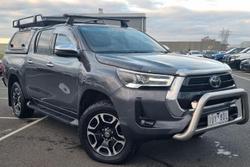 2021 Toyota Hilux SR5