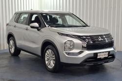 2025 Mitsubishi Outlander PHEV ES