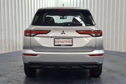 2025 Mitsubishi Outlander PHEV ES