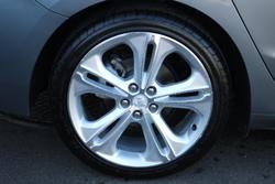 2018 Holden Astra LTZ