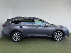 2025 Subaru Outback AWD Touring XT