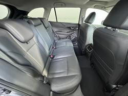 2025 Subaru Outback AWD Touring XT