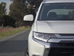 2019 Mitsubishi Outlander ES