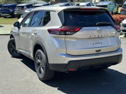 2026 Nissan X-TRAIL ST-L